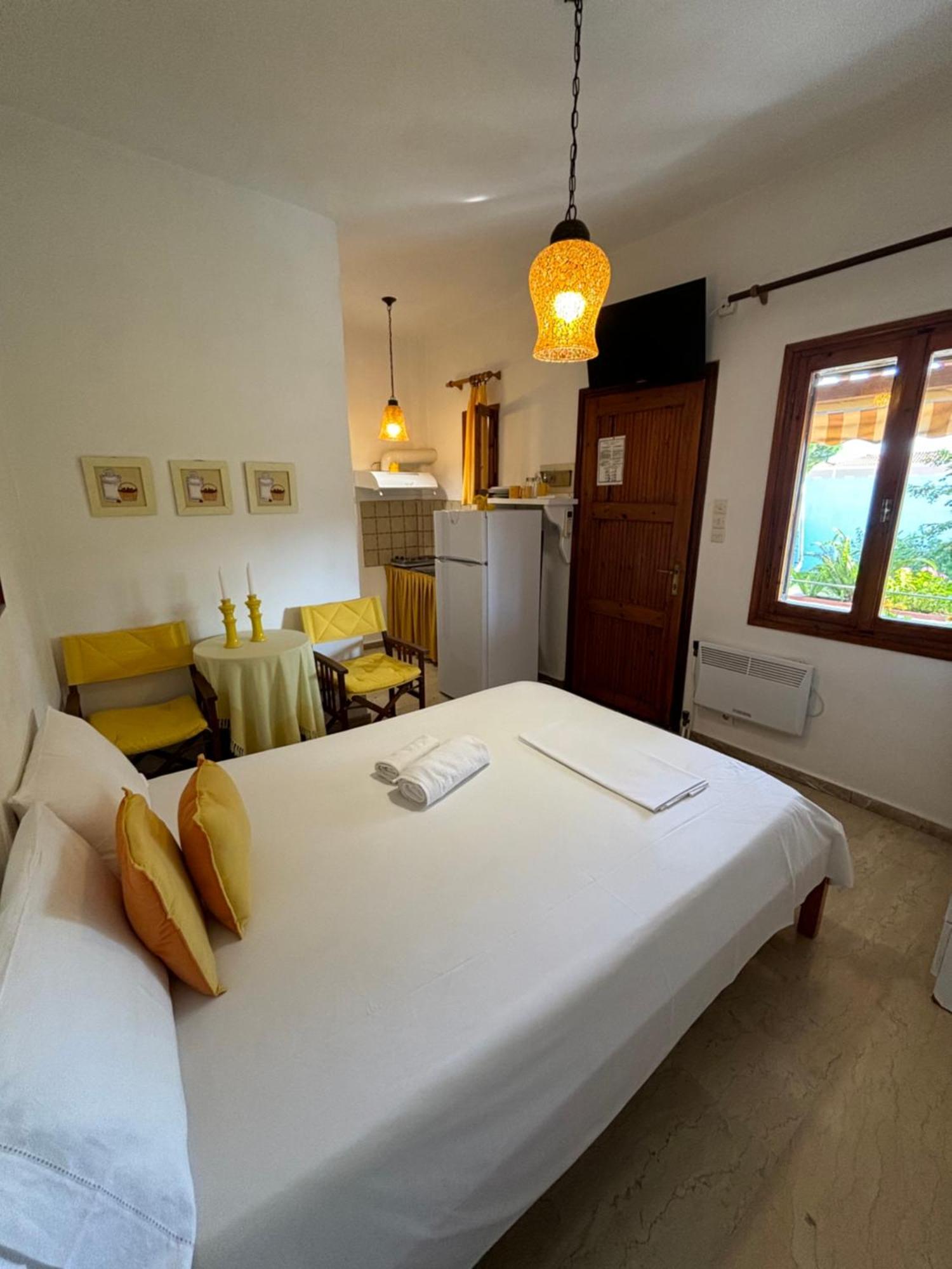 Marias Apartments Vasilika  Bilik gambar